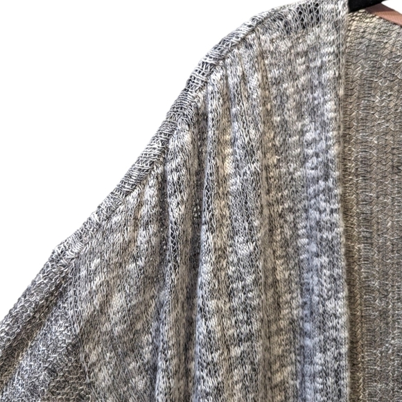 Anthropologie Postage Stamp Long Gray Duster Mixed Knit Cardigan (M) - Picture 4 of 4
